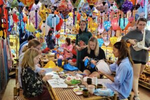 1-Hour Lantern Making Class in Hoi An - Starting Near the Japanese Covered Bridge (and Why That Matters)