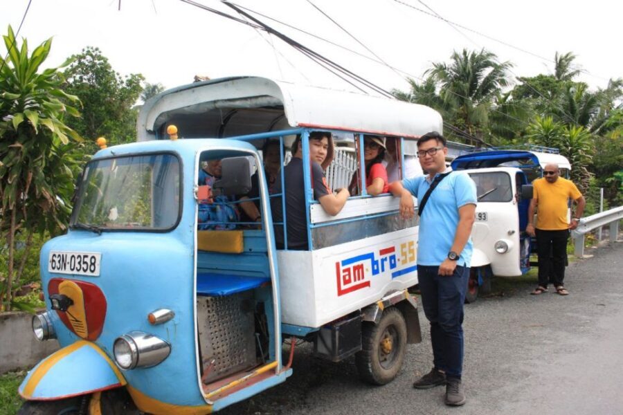 Authentic Mekong Delta: Tuk Tuk, Rowing Boat, Biking Tour - Guide quality and the “tour-bus reality” you should plan for