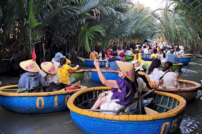 Coconut Basket Boat Ride by Hangcoconut - Group Size: How It Feels With Up to 50 People