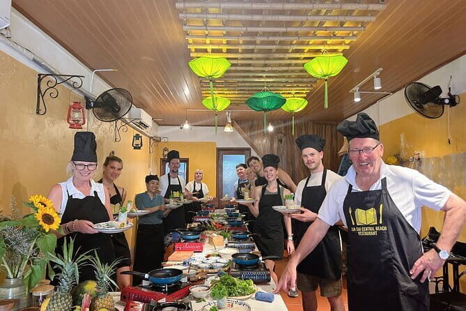 Cooking Class with Tra Que Eco Farm & Local Market Discovery - Cooking house timing and welcome drinks: what the flow feels like
