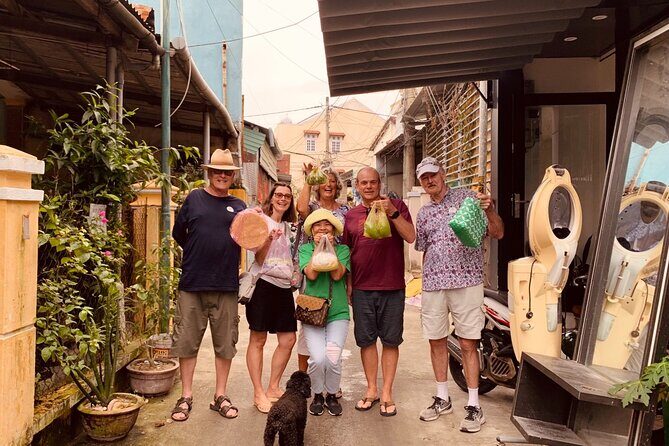 Coooking Class And Eating Tour - Electric car to Tra Que Vegetable Village (and why it matters)
