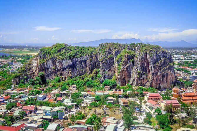 Da Nang Explore: Lady Buddha, Monkey Mountain & Am Phu Cave Tour - Lady Buddha: 67 meters of statue and photo garden