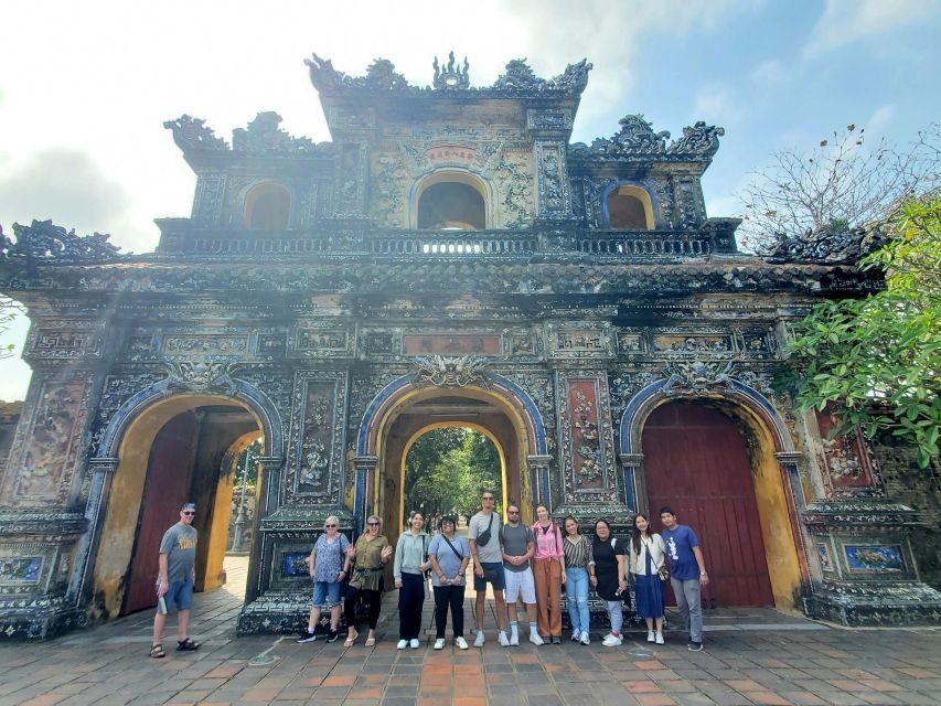 Da Nang/Hoi An: Hue Imperial City via Hai Van Pass & Lunch - From Da Nang or Hoi An: a long ride with the right rhythm