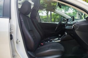 Da Nang to Hoi An Transfer: Convenient Airport and City Transport - Car types and luggage limits for 1 to 7 people