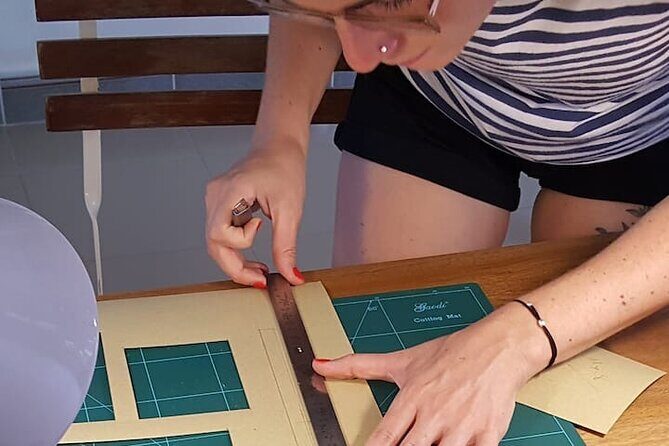 Discover Leather Workshops Experience in Old Town Hoi An - The group size that keeps you from feeling rushed