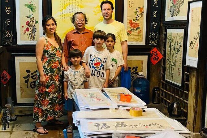 Experience Calligraphy Learning Class in Old Town Hoi An - The personalized rice-paper gift: name or idea