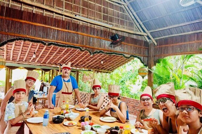 Experience Local Market and Boat Ride with Cooking Class - Eco-Friendly Feel and Rural Life Without the Grind
