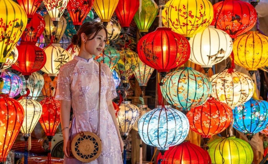 From Hoi An/ Da Nang: Hoi An City Tour & Release Lanterns - Handicraft Shops and the Lantern-Lit Streets You’ll Actually Walk Through