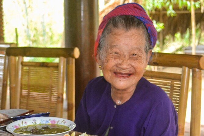 Full-Day Vietnamese Cuisine Cooking Experience with Hoi An Market Tour - Two Boat Rides to a Real Village Setting