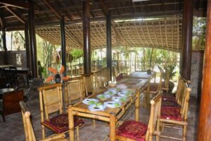 Full-Day Vietnamese Cuisine Cooking Experience with Hoi An Market Tour - The Meal in the Garden: Where You Taste the Day