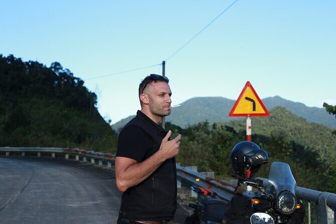 Hai Van Pass Adventure - Private Car Tour From Hoi An & Da Nang - Son Tra Peninsula and Linh Ung temple: religion, views, and monkeys