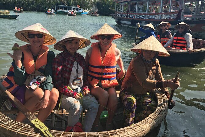 Half-Day Hoi An Countryside and Villages Tour by Bike - Stop 4: Cam Kim Island—buffalo grazing, rice wine, and sedge-mat weaving
