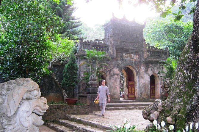 Half day Marble Mountain and Linh Ung Pagoda Tour - Marble Mountains: caves, sanctuaries, and the 156-step reality check