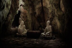 Half day Marble Mountain and Linh Ung Pagoda Tour - What the views and cave system are really for