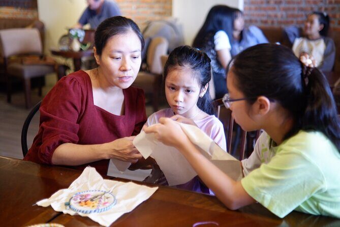 Hand Embroidery Workshop in Hoi An for Beginers - Who Should Book This Embroidery Workshop