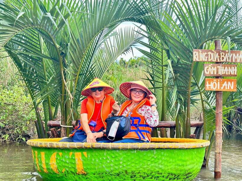 Hoi An Ancient Town & Coconut Village Basket Boat Tour - Cam Thanh Coconut Forest (Bay Mau): basket boats and real water life