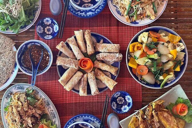 Hoi An Ancient Town - Night Market Street Food Tours By Night - Walking the Ancient Town after dark (and why the route matters)