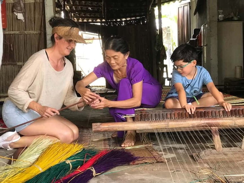 HOI AN Biking River Islands, Village Crafts PRIVATE TOUR - Rice Wine Making and Coffee: Small Tastings, Big Local Rhythm