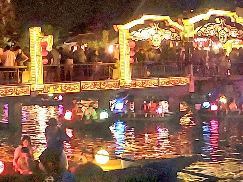 Hoi An Boat Lantern With Release Flower Hoai River At Night - Who This Experience Fits Best (and Who Should Rethink It)