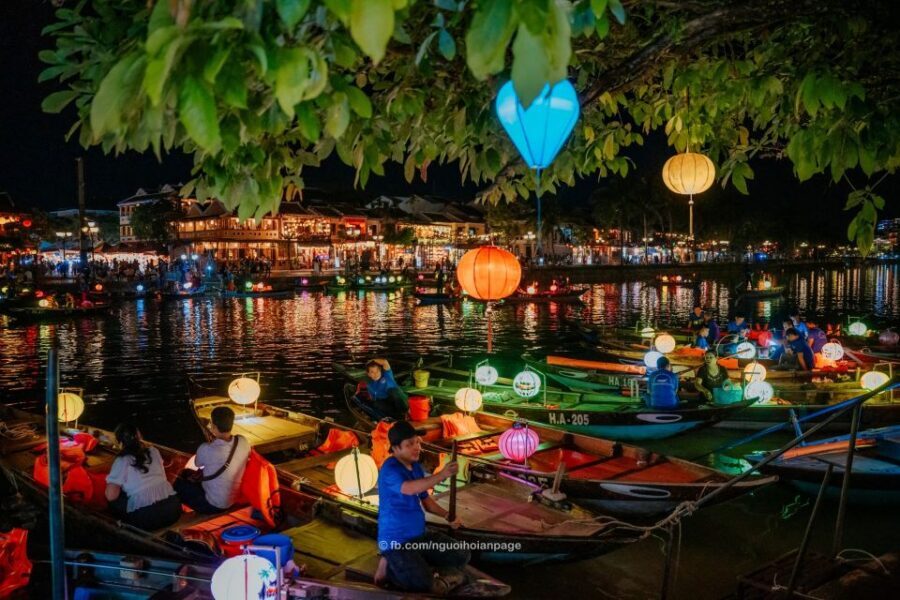 Hoi An: City Tour, Banh my and Coffee - Museum, Ancient Houses, and a Handicraft Workshop: What You Gain (and What Might Feel Like Too Much)