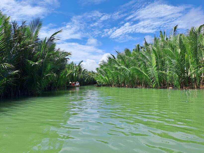 Hoi An City tour -Basket boat ride in the Coconut forest - Starting With Pickup and the Ancient Town Walk You Can Actually Use