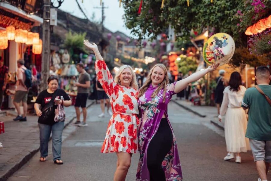 Hoi An City Tour - Boat Ride & Release Lantern: HoiAn/DaNang - Museum of Folk Culture and the Performing Arts House