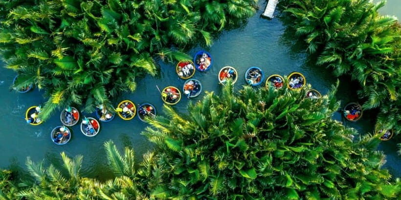 Hoi an : Coconut Boat & Hoi an Acient Town (Optional) - Hoi An Ancient Town at night: Japanese Bridge and lantern streets