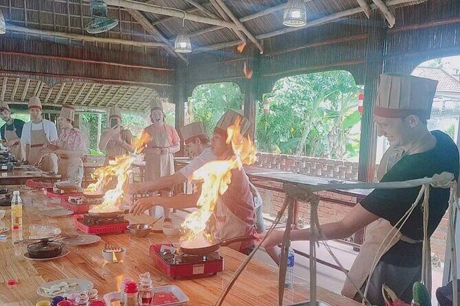 Hoi An Cooking Class with Market Visit - Welcome Drink, Rest Break, Then the Cooking Class