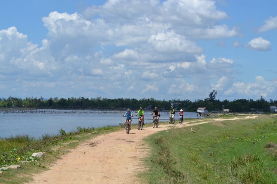 Hoi An Countryside Bicycle Tour : 25 Km Real Vietnam - Bamboo Bridge, Ferry Crossings, and “Wait, How Do We Do That?”