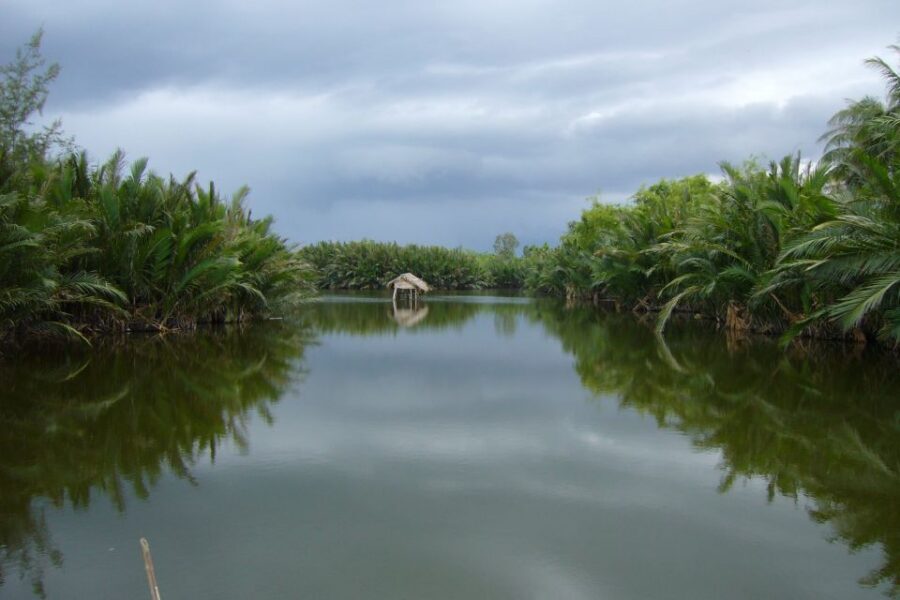 Hoi An Countryside Bicycle Tour : 25 Km Real Vietnam - Hands-On Craft Stops: Rice Paper, Rice Mills, Mats, Boats, and Basket Boats