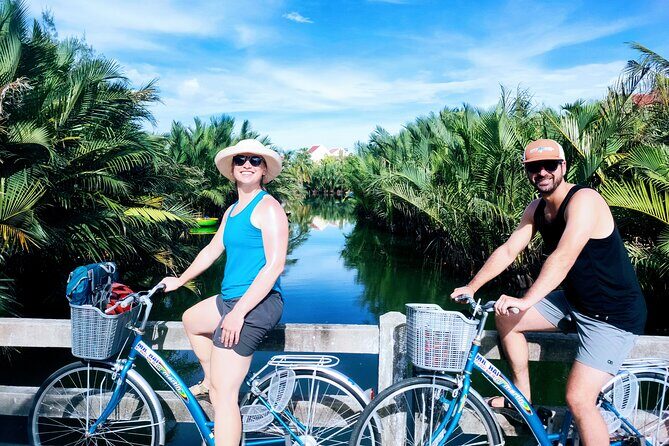 Hoi An countryside cycling tour - Lunch after the boat: Vietnamese comfort food that matches the day