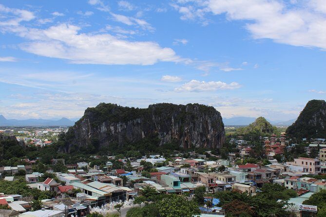Hoi An: Da Nang Highlights And Natural Wonders Full-day Tour - Lunch break: included, but plan for mixed expectations