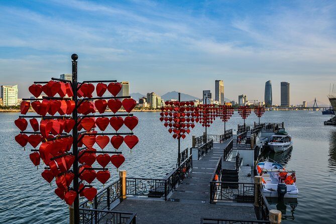 Hoi An: Da Nang Sparkling Views And Scenic Cruises - The bridges show you Da Nang’s personality