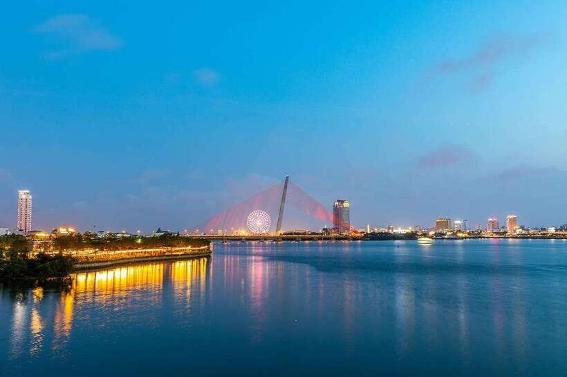 Hoi An: Da Nang Sunset Views & Han River Night Cruise - Key Things You’ll Notice Right Away