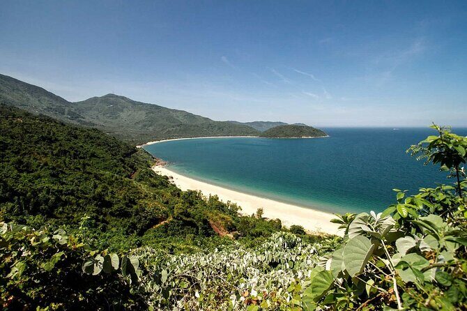 Hoi An - Danang - Hue: Private Car via Hai Van Pass and More - Marble Mountain caves and stone-making workshops near Da Nang