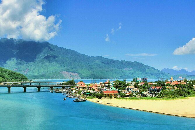 Hoi An - Danang - Hue: Private Car via Hai Van Pass and More - Hai Van Pass: Cloudy Pass views without transfer headaches