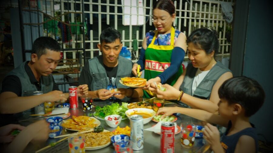 Hoi An: Evening Food Culture Tour by Vespa - A Vespa Ride That Turns Dinner Into a City Lesson