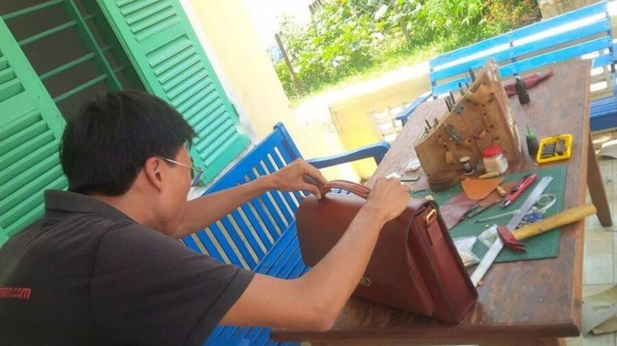 Hoi An: Experience Handmade Leather Making in Oldtown - Group size, timing, and how to plan your day in Hoi An