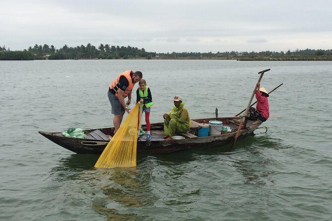 Hoi An Farming and Fishing life Experience Tour - Your morning plan: cycling rural roads to Tra Que organic village