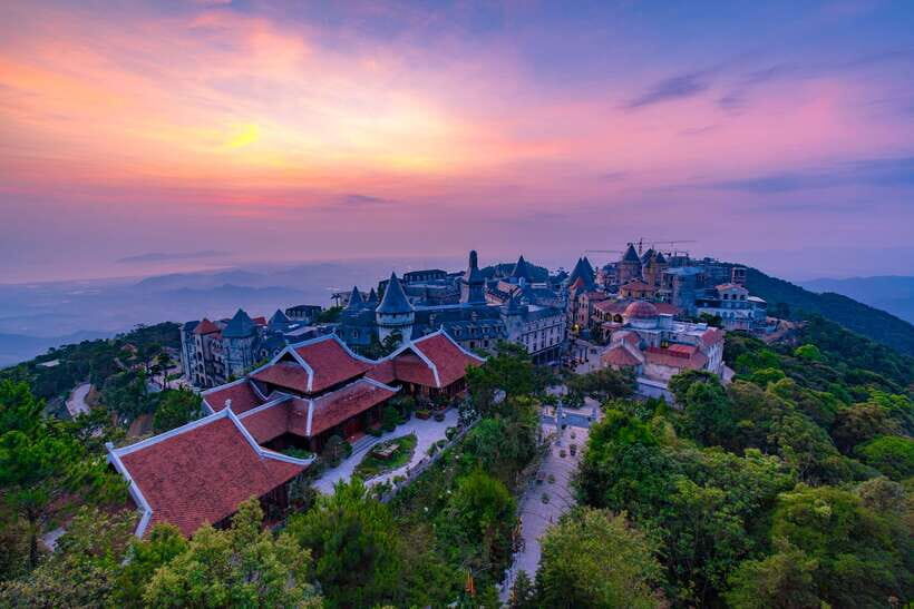 Hoi An: Full-day Ba Na Hills & Amazing Golden Bridge - Group size and the guide experience you’ll likely want