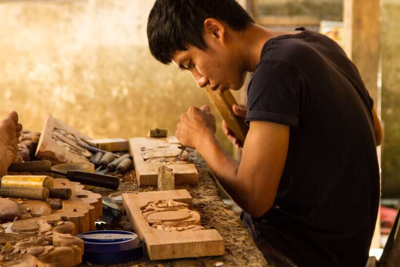 Hoi An: Half-day Cultural Journey Through Hoi An's Crafts - Kim Bong Carpentry Village: Traditional Shipbuilding and Woodwork