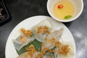 Hoi An hidden food adventure - How the Food Stops Feel in Real Life (Pace, Variety, and Local Rhythm)