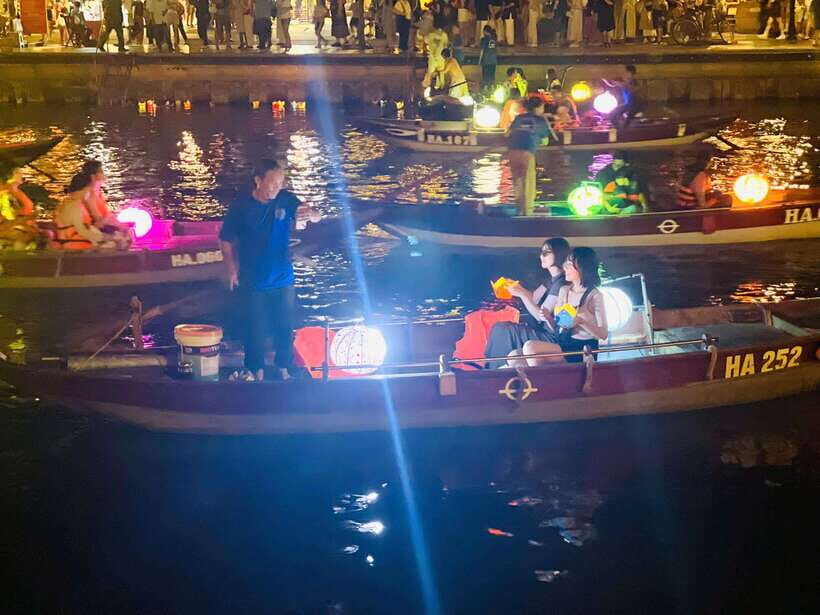 Hoi An: Hoai River Boat Ride with Flower Lantern Release - Key things I’d plan for
