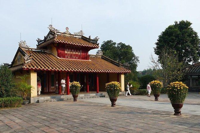 Hoi An: Imperial Hue And Hai Van Pass Full-day Tour - Why this Hue day trip makes sense from Hoi An