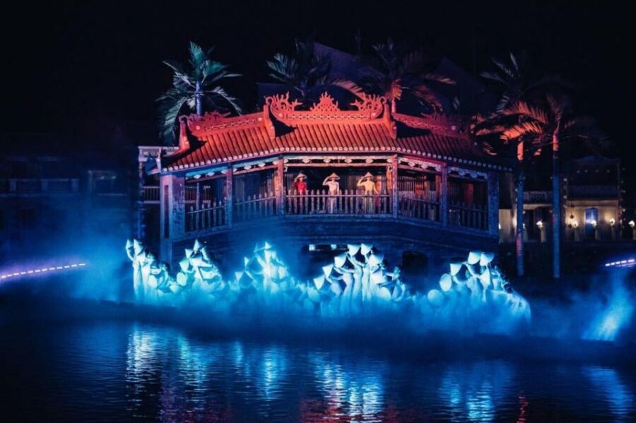 Hoi An Impression Show - Hoi An History - The outdoor show itself: 400 years back to Faifo trading days