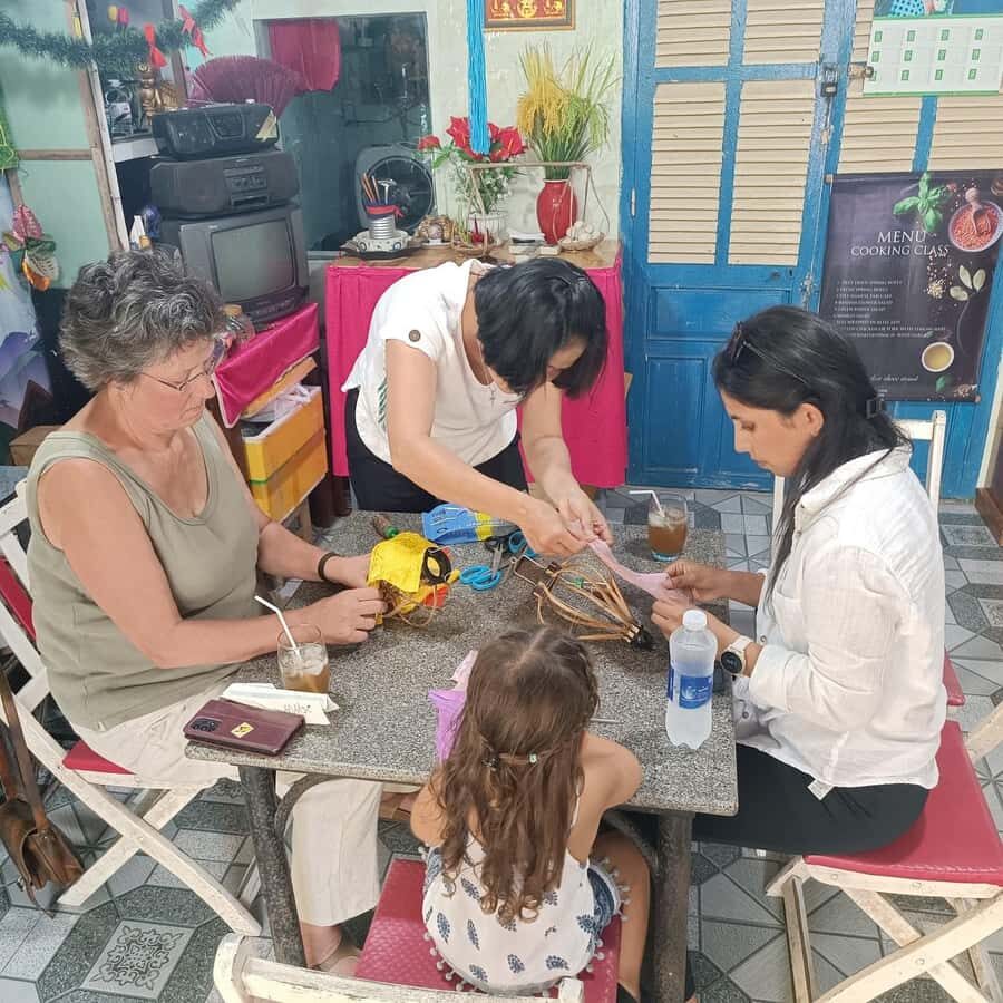 Hoi An : Lantern Making & Cooking Class With Local Family - What You’ll Cook in Hoi An: Spring Rolls, Rice Pancakes, and Cao Lau