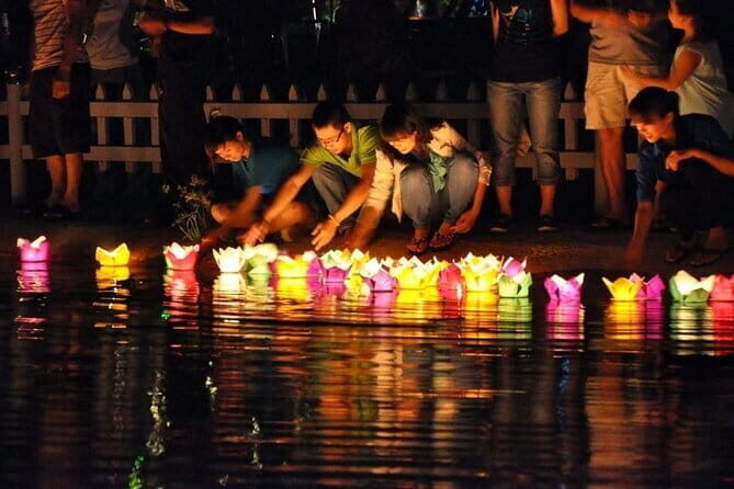 Hoi An Lantern Shop & Boat Photoshoot – Night Experience - Who Should Book This Lantern Night Shoot