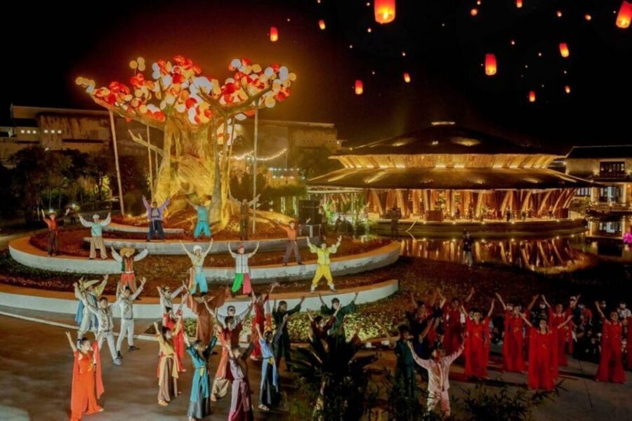 Hoi An: Memories Show and Impression Theme Park Tickets - A 500-actor outdoor show you can feel in your chest