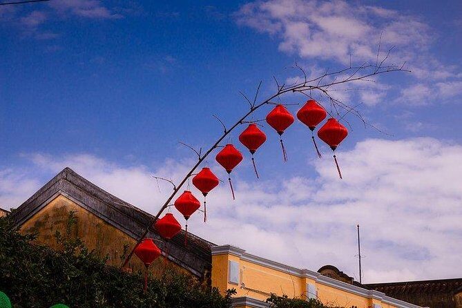 Hoi An Night Heritage And Lantern Experience - Why Hoi An looks better after dark—and how this tour uses the timing