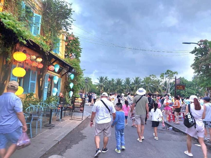Hoi An Old Town Entrance Ticket +Boat Lantern Release Ticket - The Traditional Art Performance You’ll Build Into the Day